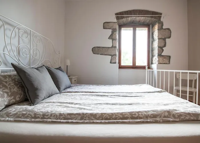 Old Town Studio And Apartment