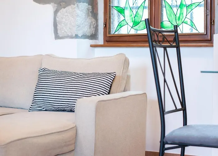 Old Town Studio And Apartment